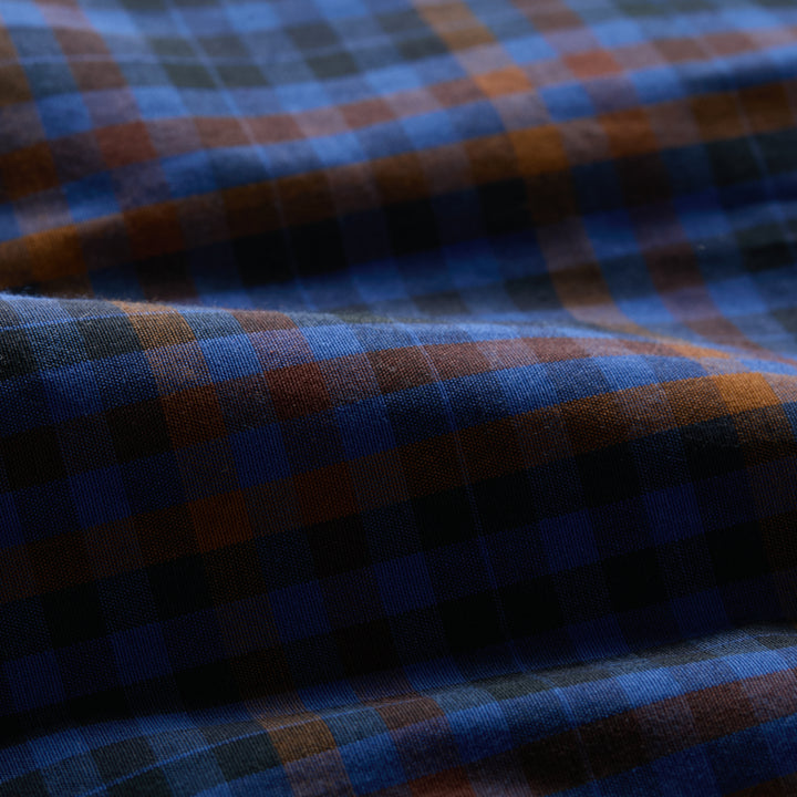 Close-up of Pladra Men&