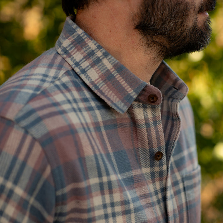 A man with a beard in a Pladra Men&