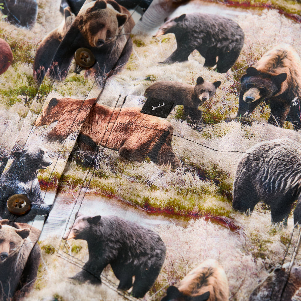 Pladra Men's S/S Printed Outdoor Aloha Shirt - Bears: 100% cotton, bear and nature landscape print.