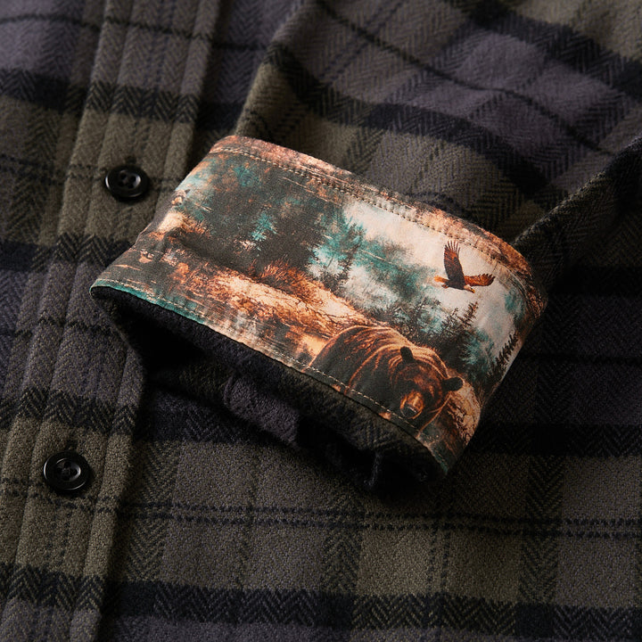Closeup of Pladra Men&