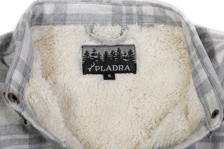 A close-up of the Pladra Women&