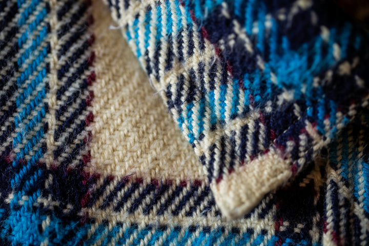 Close-up of Pladra Women&