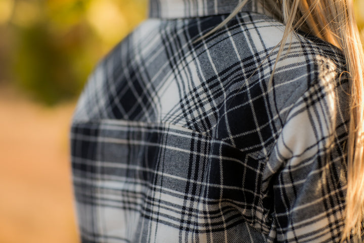 Close-up of a woman in Pladra&