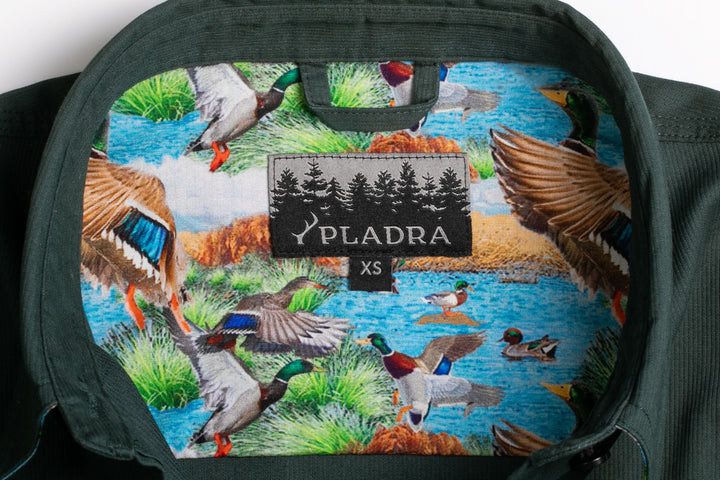 Close-up of Pladra Women&