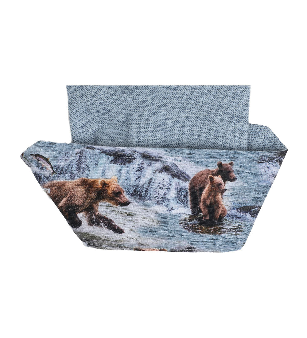Inspired by the Women's Cascade Flannel Shirt in Dusty Blue, this fabric bowl cozy features brown bears by a river, reflecting the rugged texture of brushed cotton and natural beauty typical of Portuguese flannel designs.