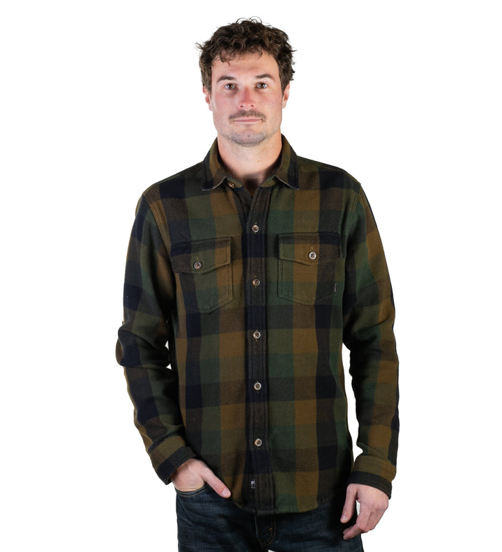 Man wearing Pladra Men&